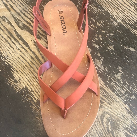 Soda sandal - Picture 2 of 2